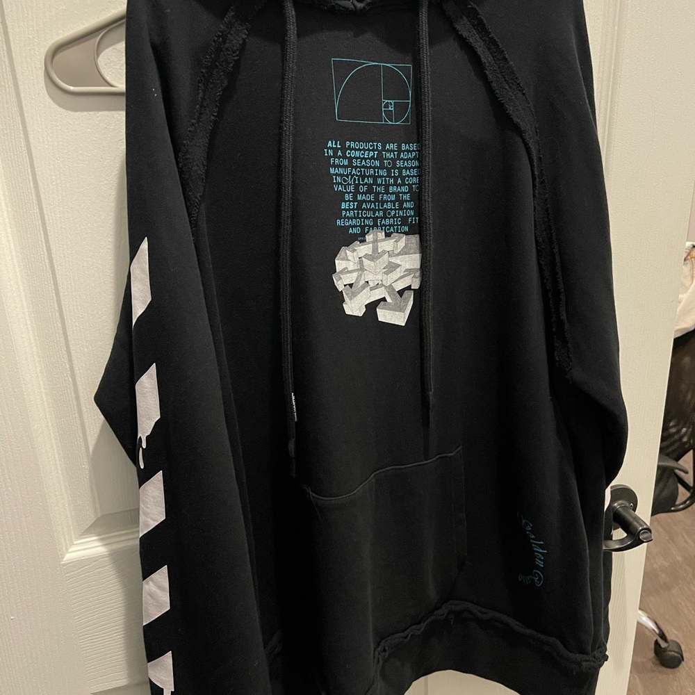 Off-white hoodie。SOLD